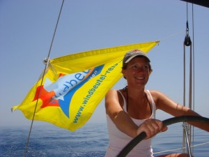 alt_Frau am Steuer_sehr klein